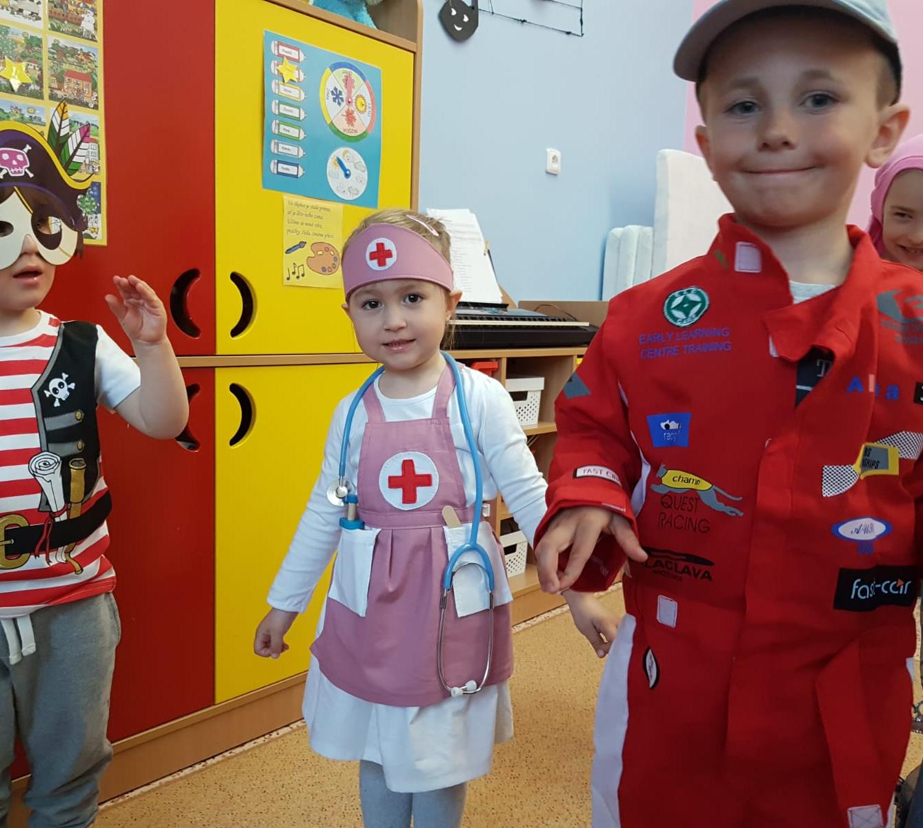 Karnevalové dopoledne v MŠ :-) - 17