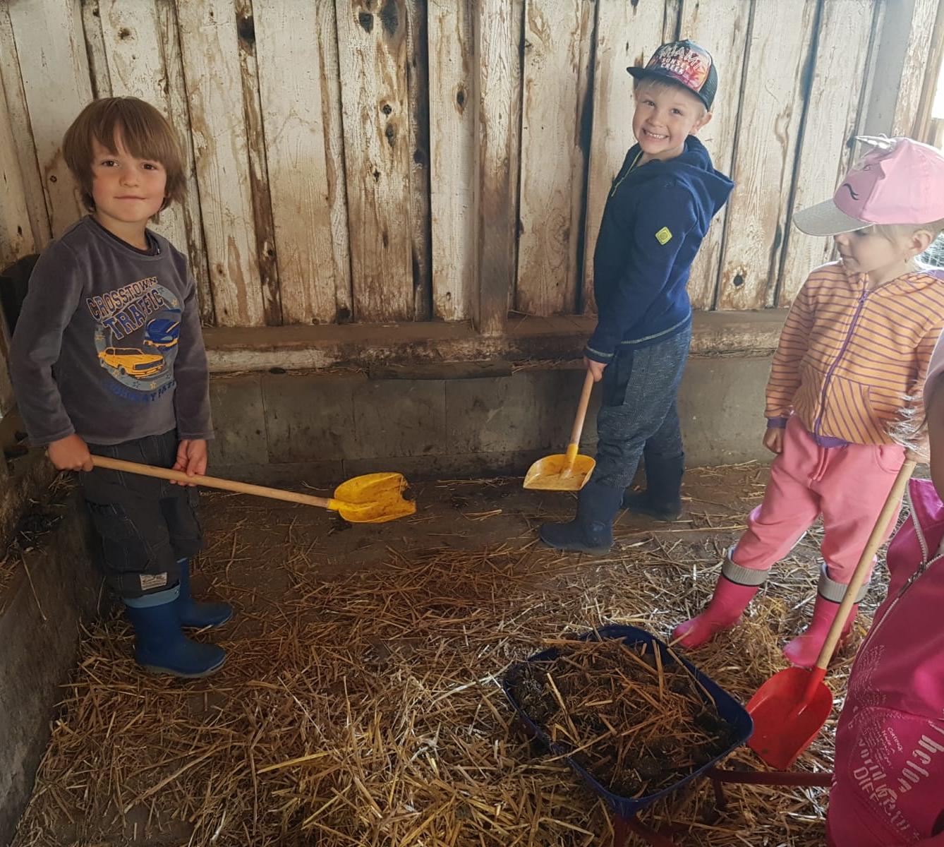 Sláva, nazdar výletu:-) (Babiččin statek - Líšnice) I. část - 12