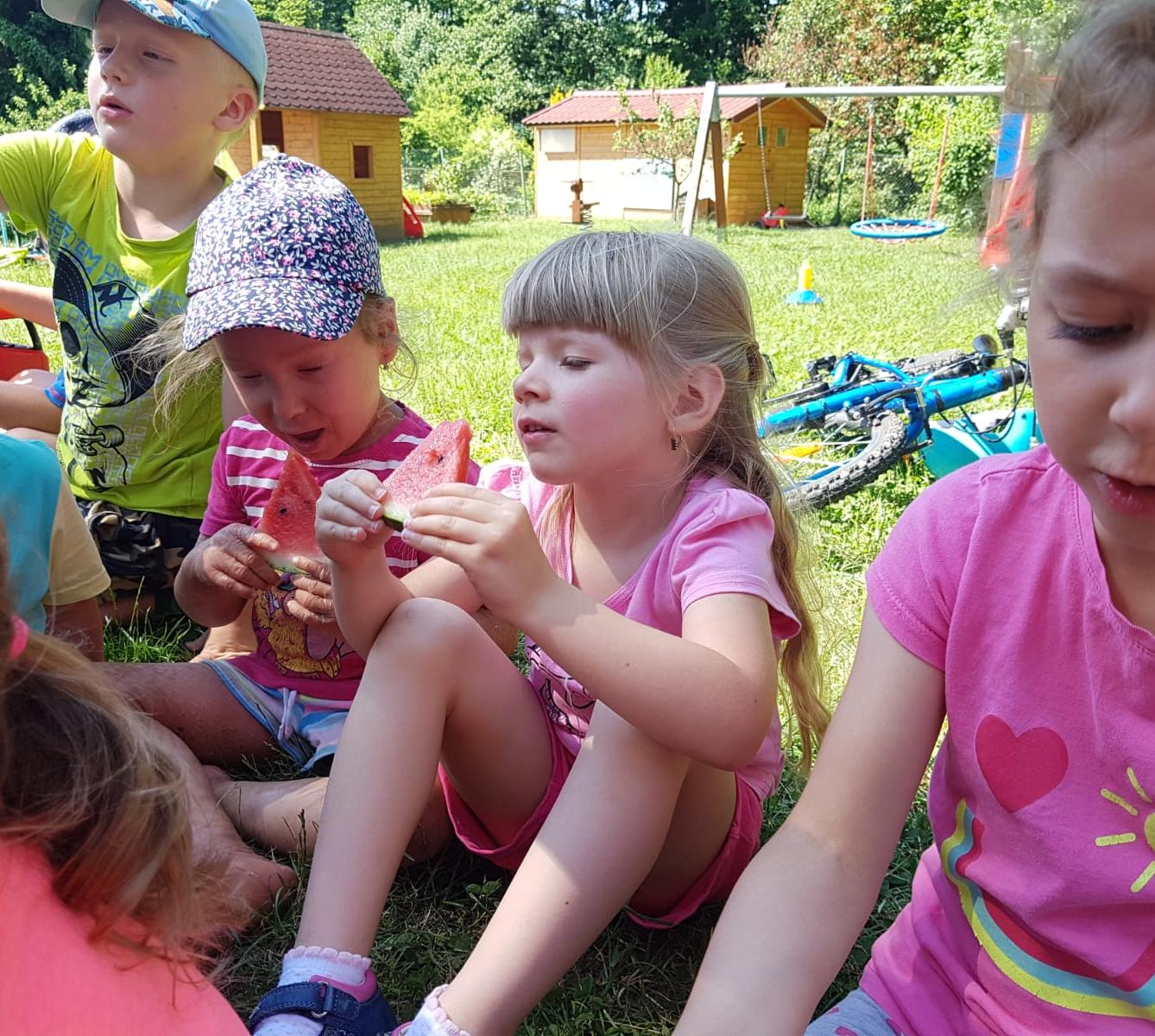 Broučci-autíčková školka, broučci+sovičky-kolojízda - 2