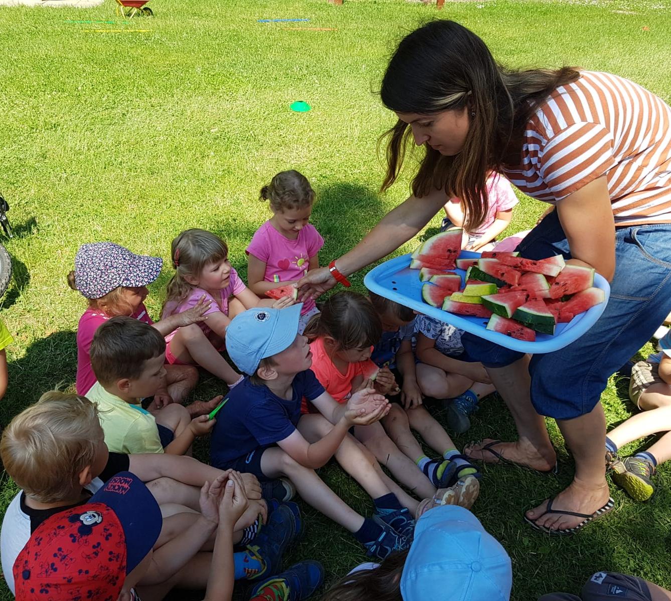 Broučci-autíčková školka, broučci+sovičky-kolojízda - 9