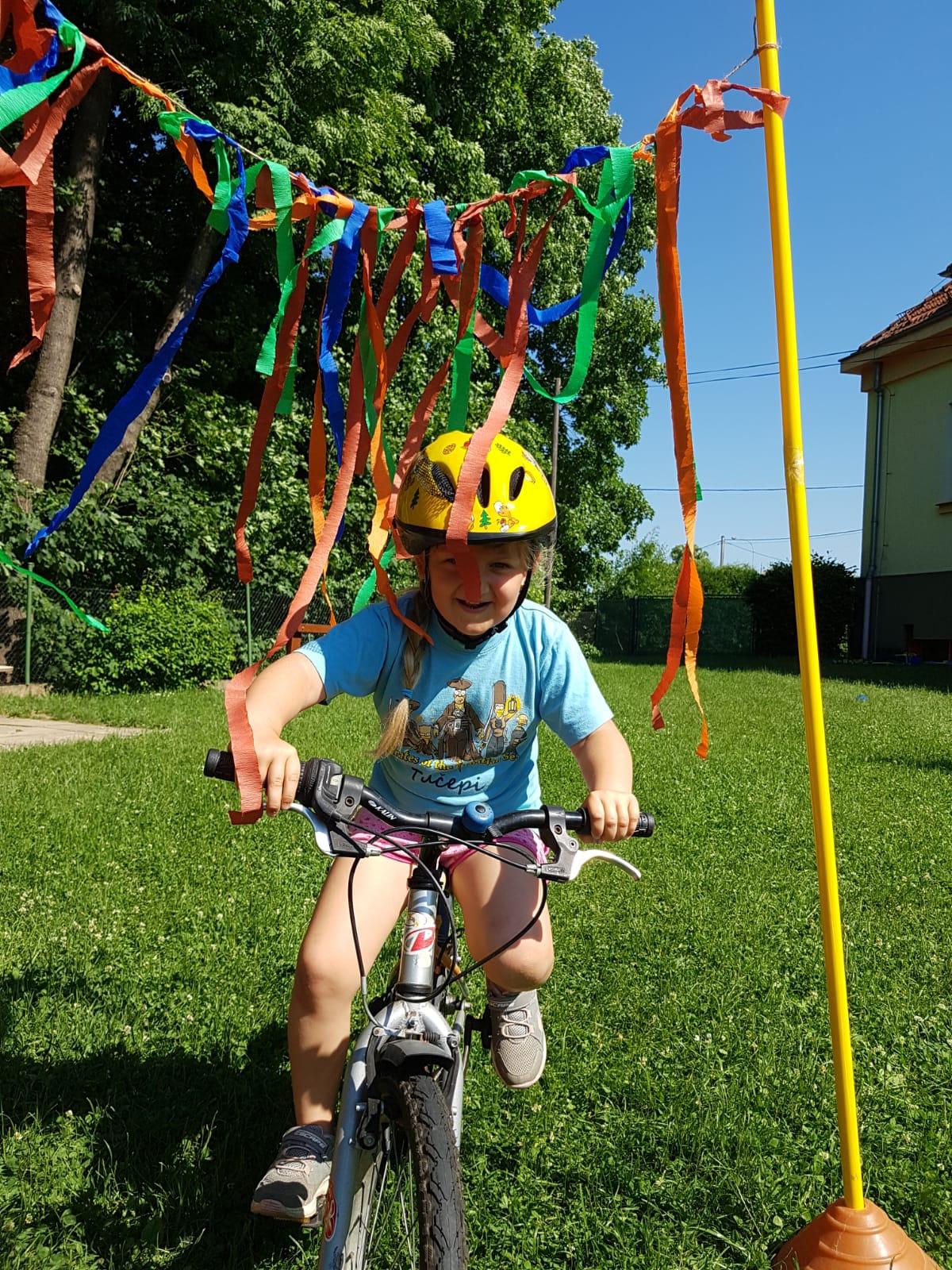 Broučci-autíčková školka, broučci+sovičky-kolojízda - 24