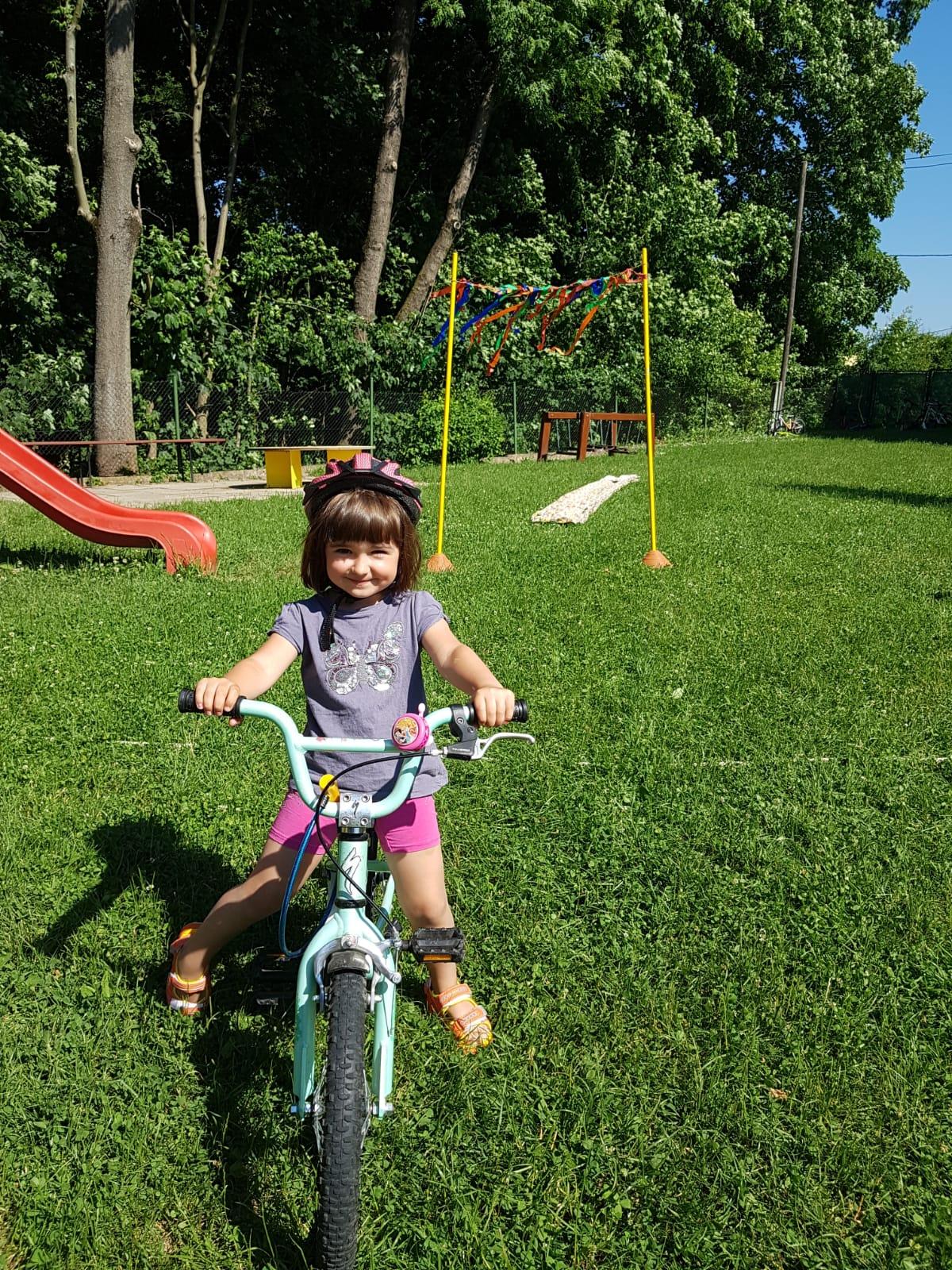 Broučci-autíčková školka, broučci+sovičky-kolojízda - 37