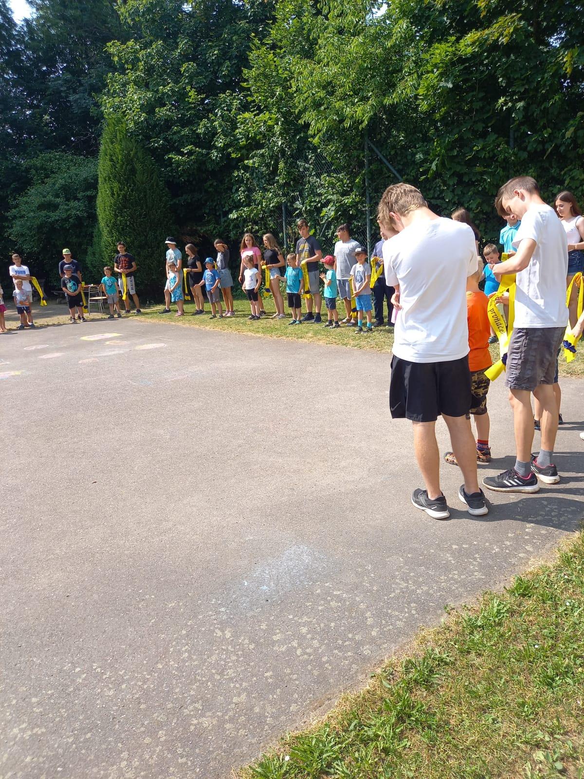 Pasování předškoláčků na prvňáčky a dopolední hry v ZŠ :-) - 42