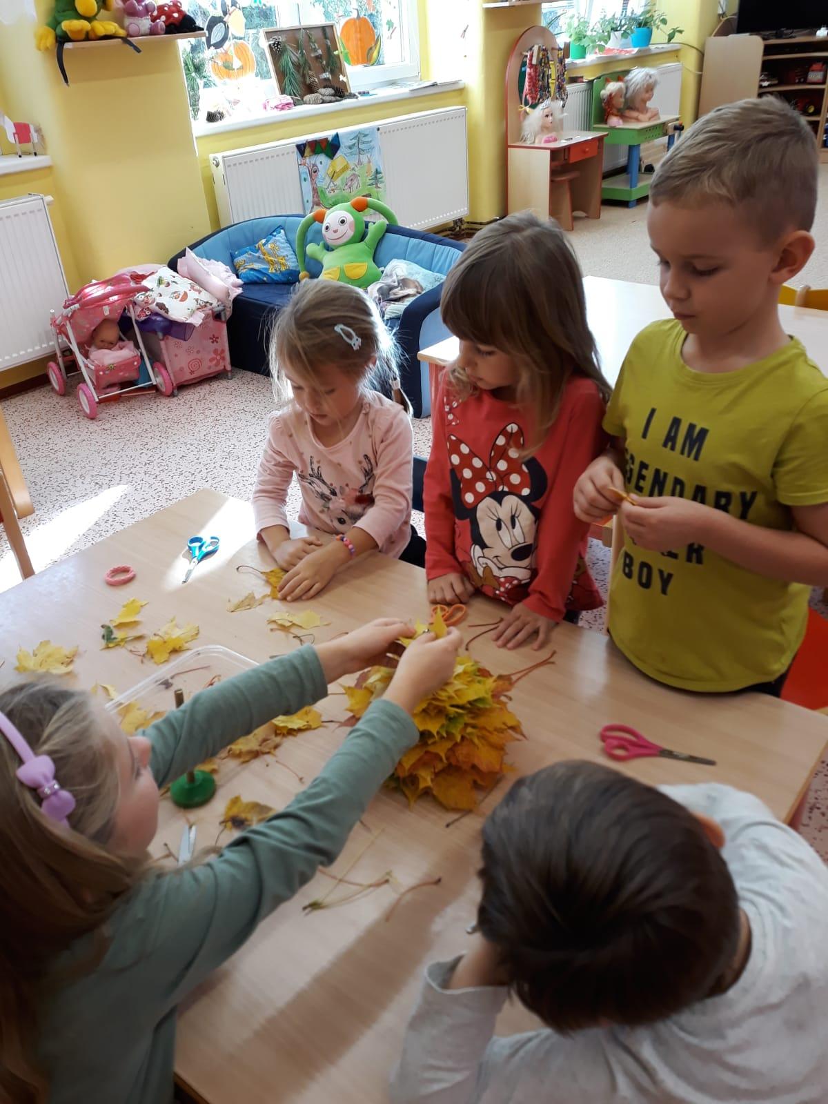 "Barevný svět kolem nás II." - podzimní dny v MŠ :-) - 28