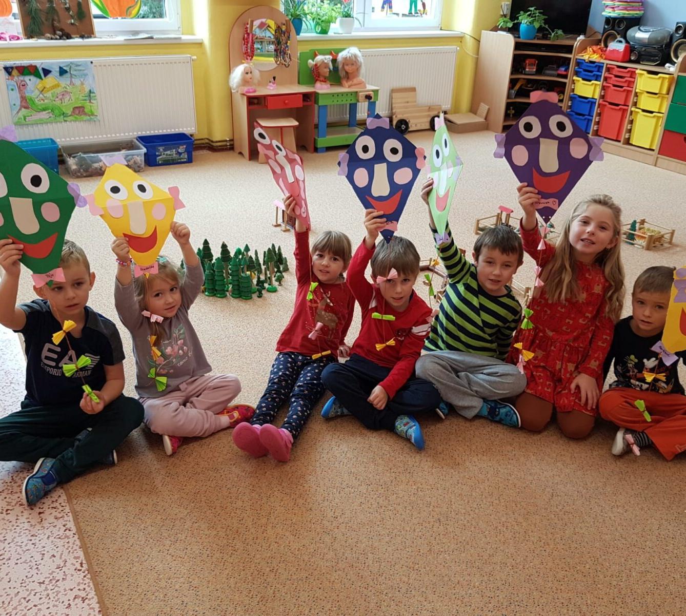 "Barevný svět kolem nás III." - podzim ve školce i na zahradě :-) - 16