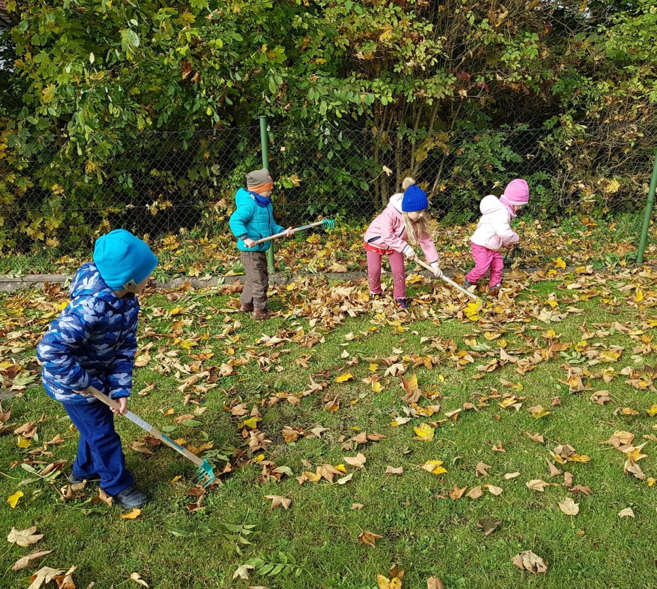 "Barevný svět kolem nás III." - podzim ve školce i na zahradě :-) - 20