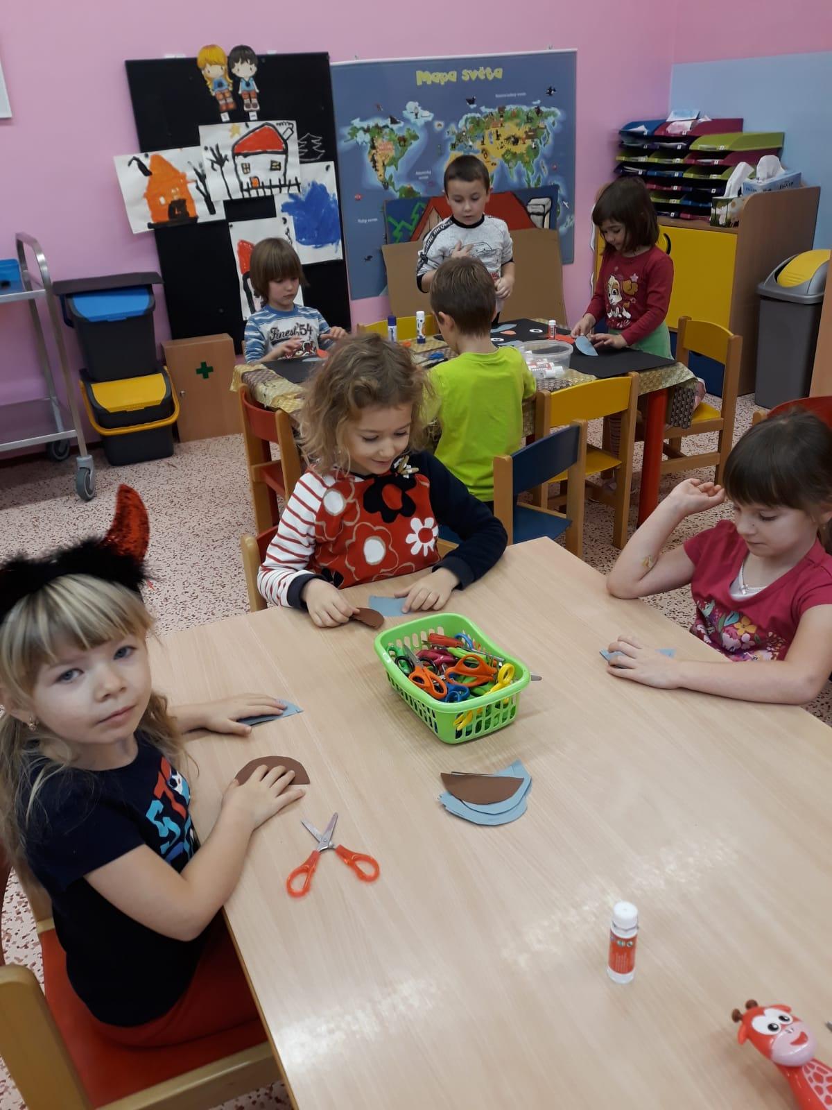 Tvořeníčko, tvoření: vyrábíme čertíky :-) - 3