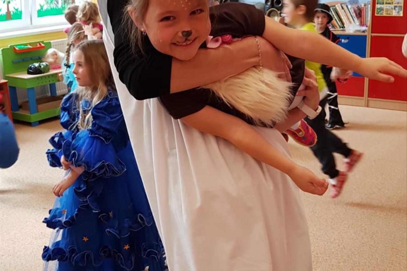 Přípravy na karneval a karnevalové dopoledne:-)