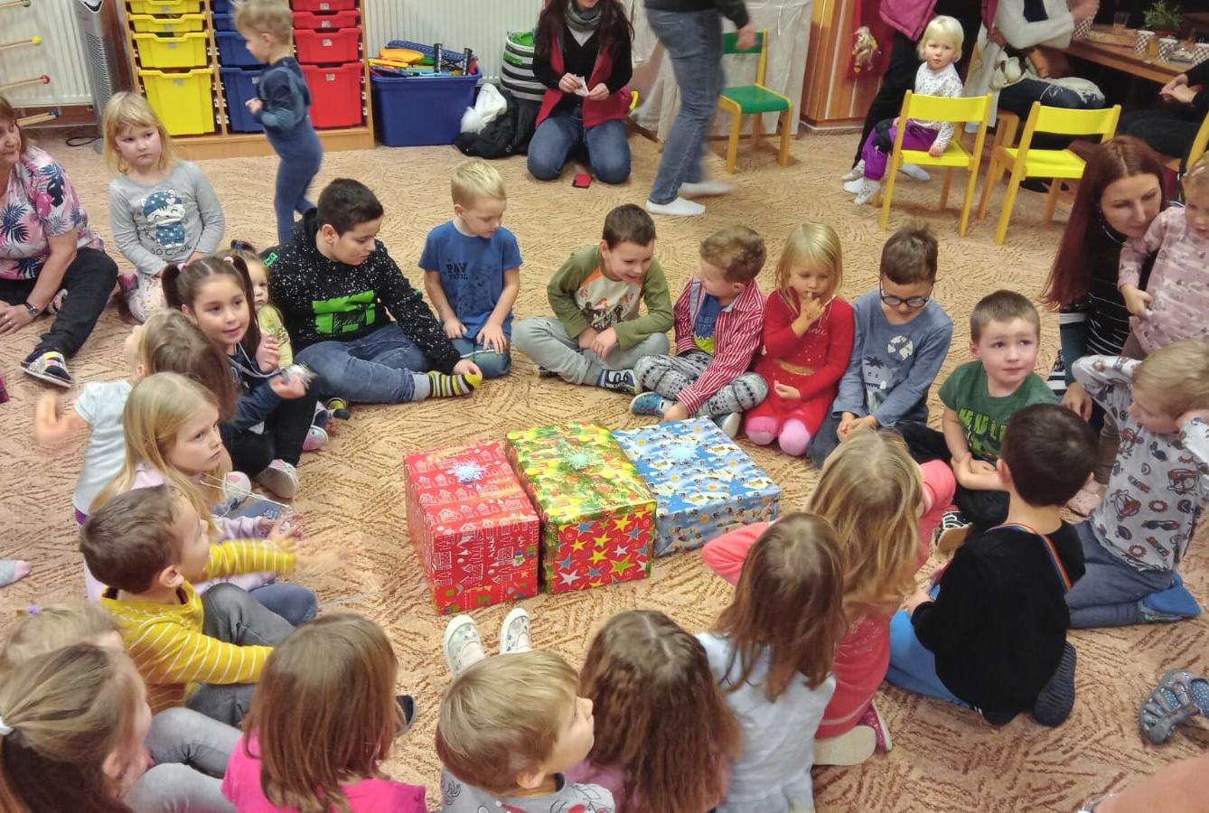 Hledání vánočního pokladu a dárečky od Ježíška... - 24