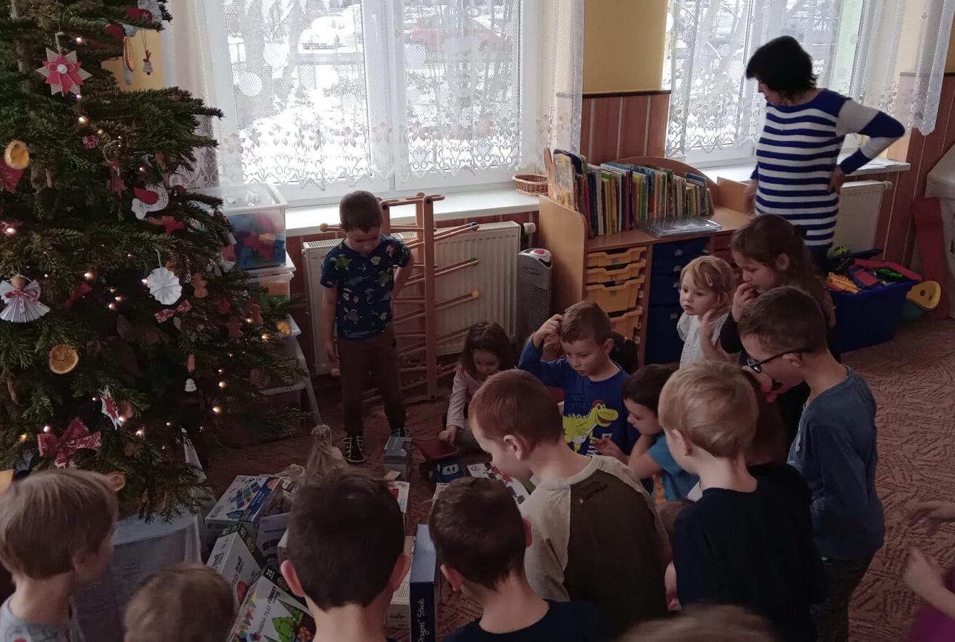 Hledání vánočního pokladu a dárečky od Ježíška... - 33