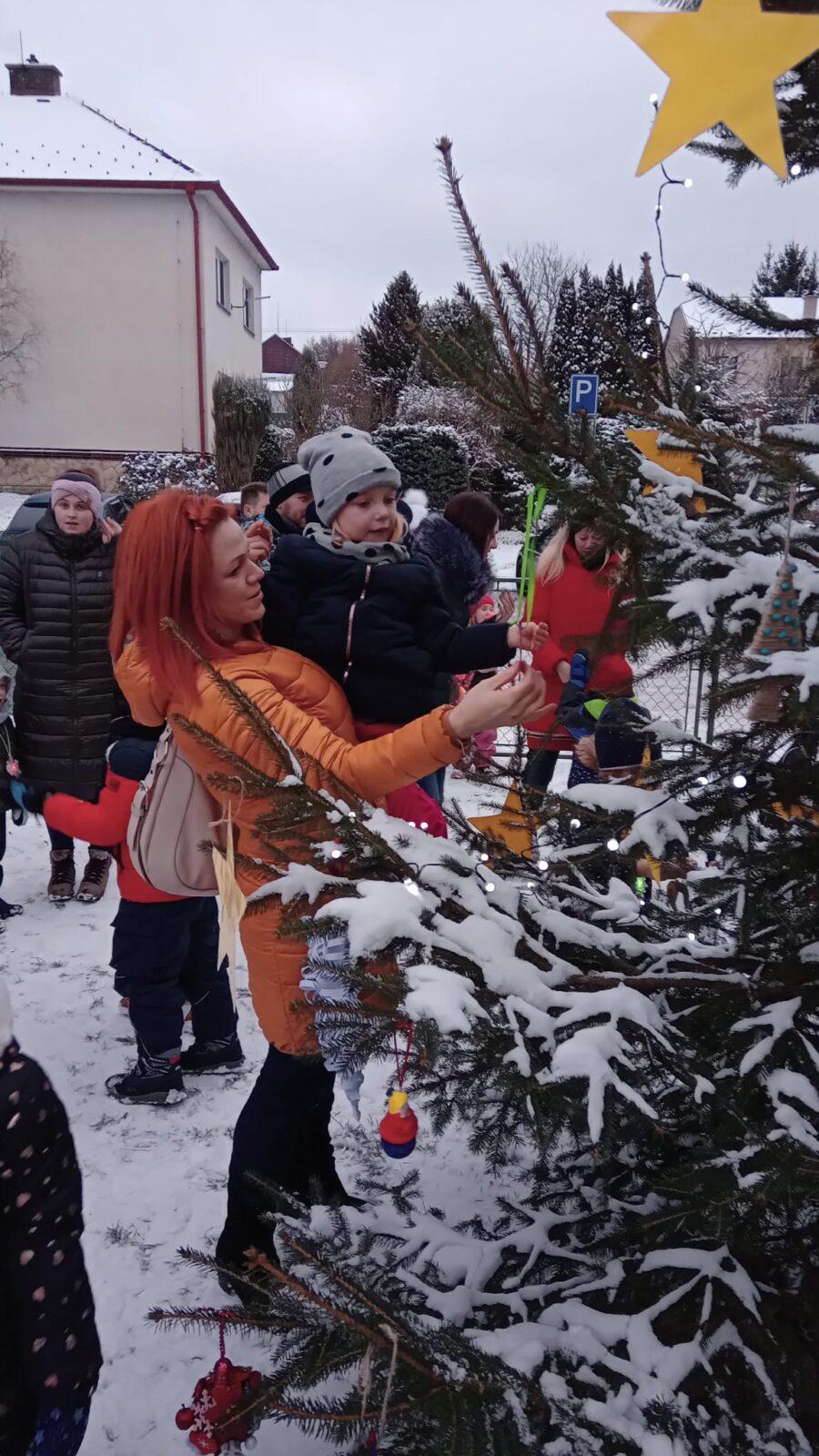 Hledání vánočního pokladu a dárečky od Ježíška... - 43