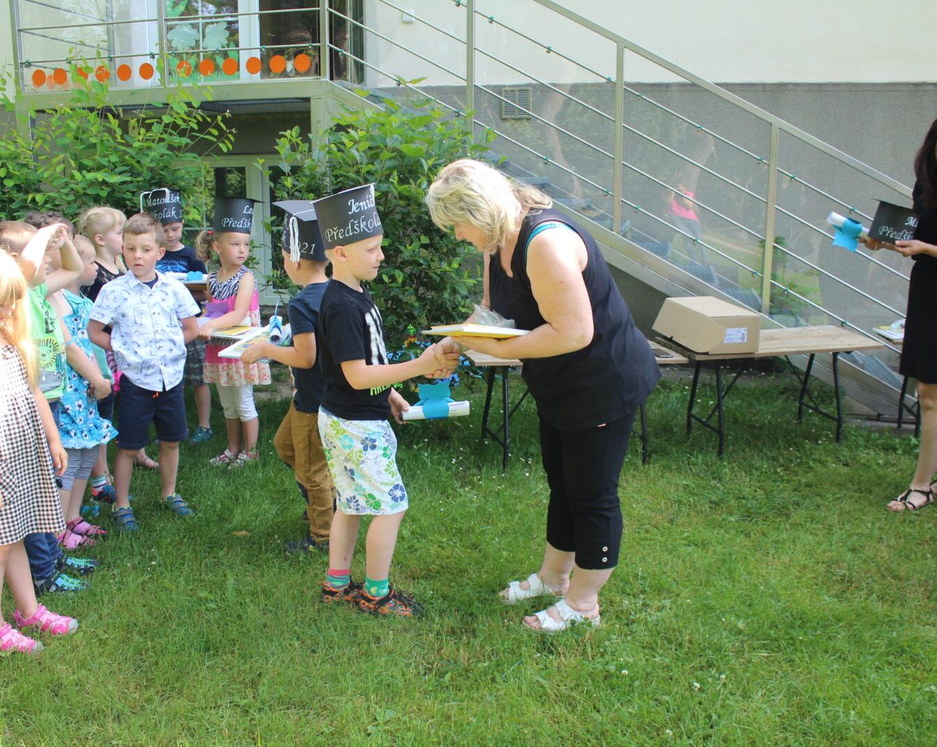 broučci+sovičky-loučení s předškoláky - 11