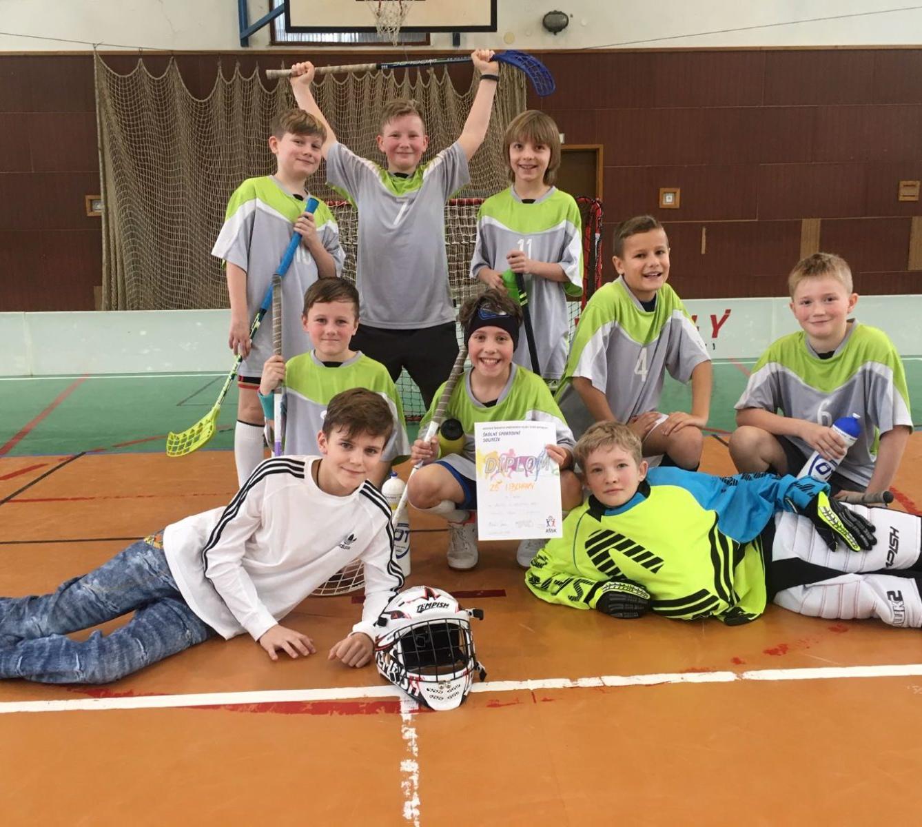Úspěch nejmladších florbalistů - 1