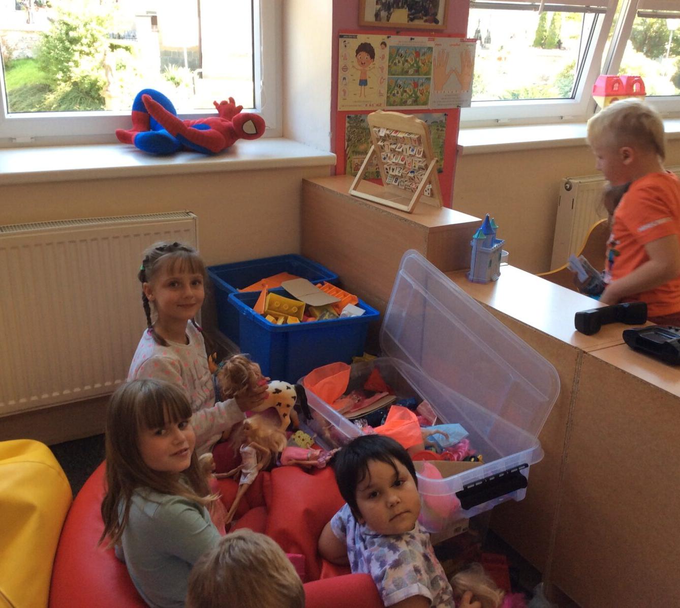 Vítáme naše prvňáčky a všechny děti ve družince*** - 4