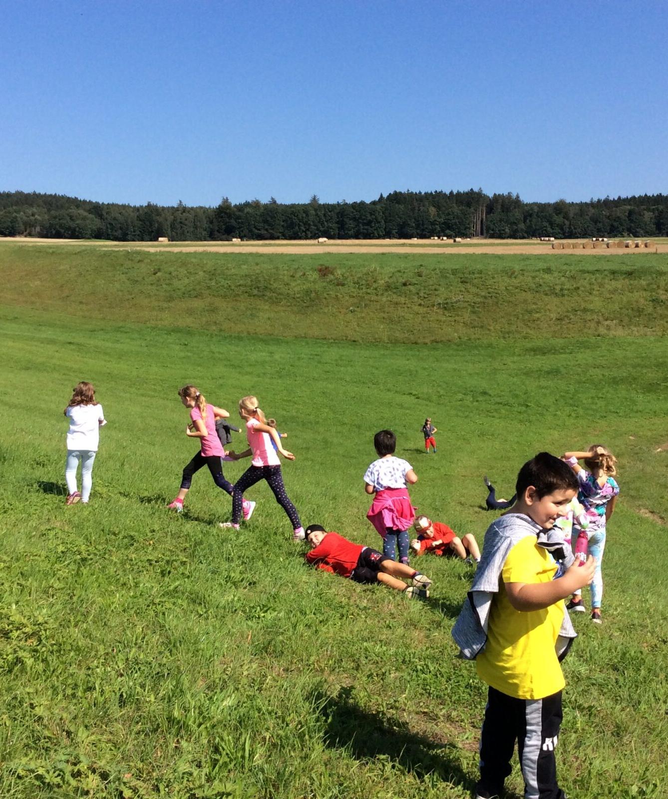 Vítáme naše prvňáčky a všechny děti ve družince*** - 16