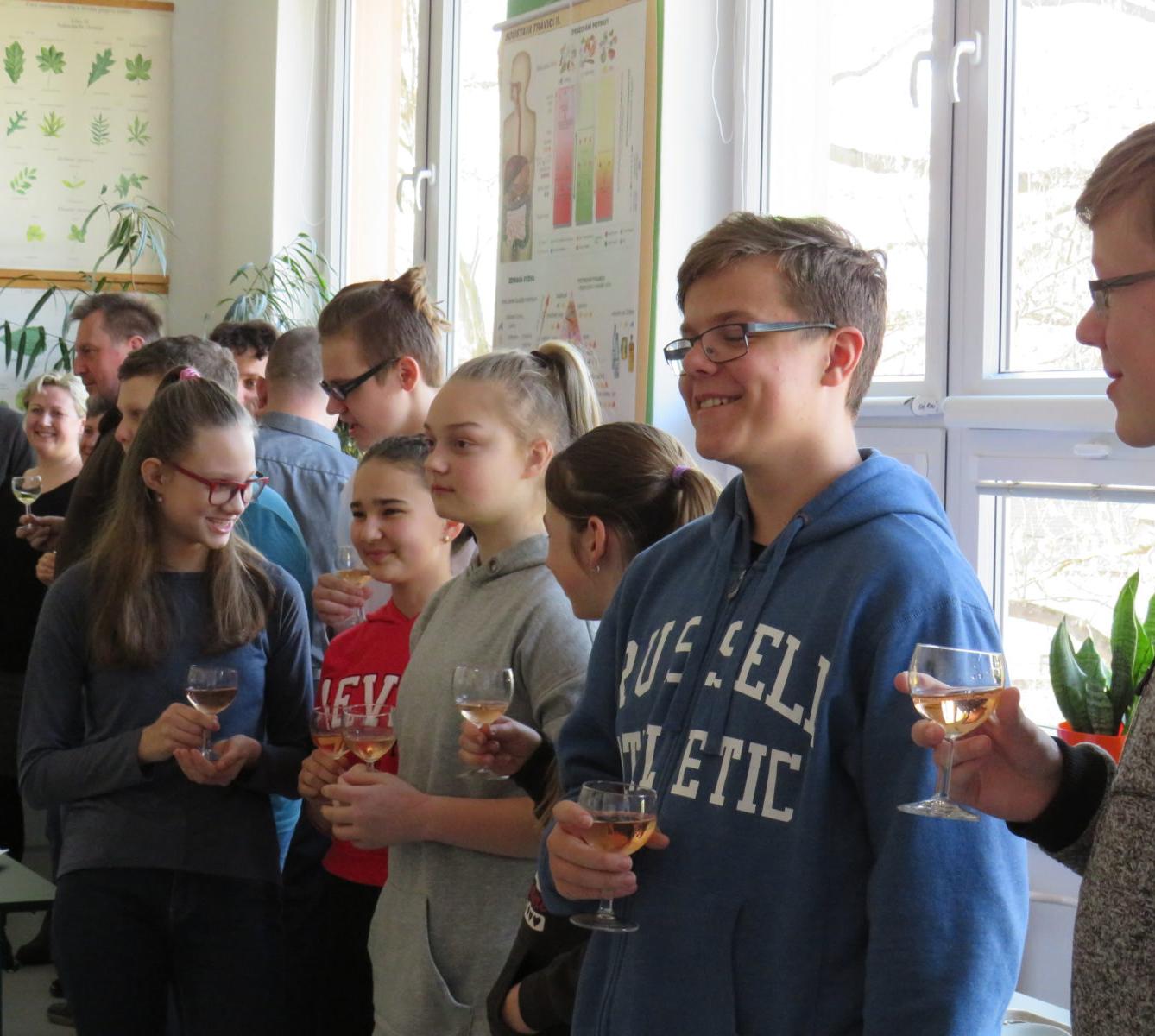 Slavnostní otevření modernizované učebny F, Ch, Př - 6