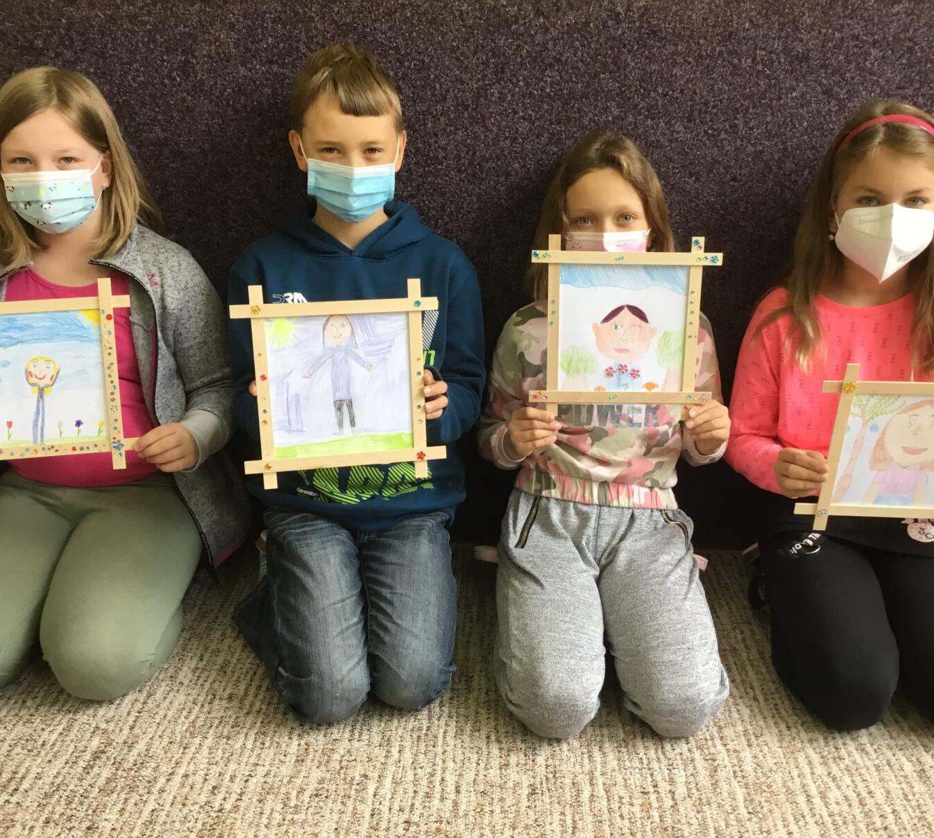 Skupinové aktivity a tandemové tvoření ve třetí třídě 7. 5. - 19