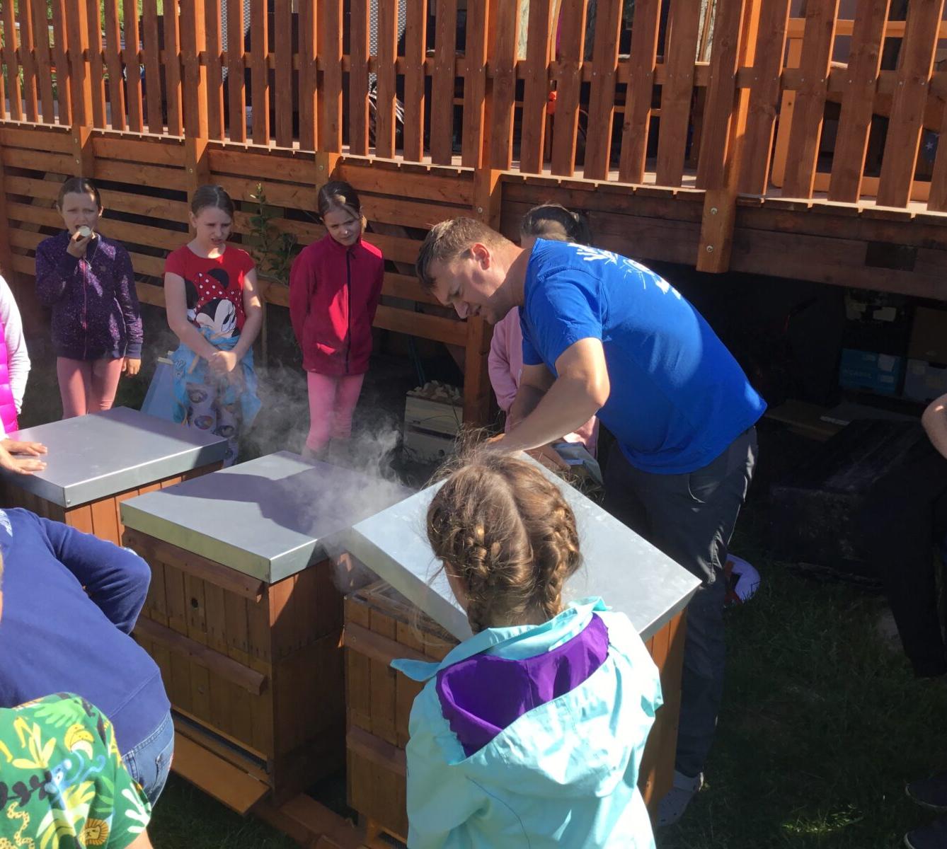 Dětský den a projektový "Den se včelami" ve třetí třídě - 19