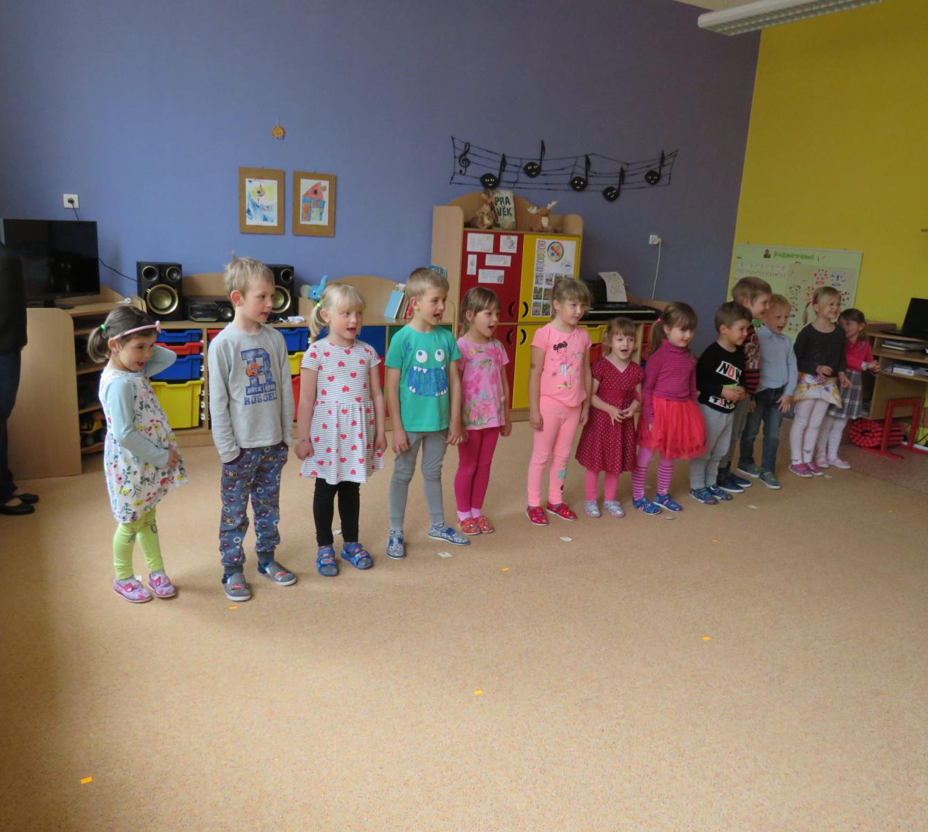 Besídka ke Dni matek - 10