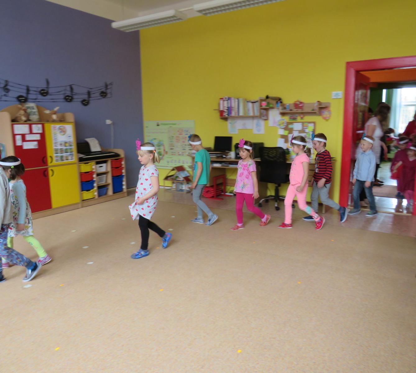 Besídka ke Dni matek - 24