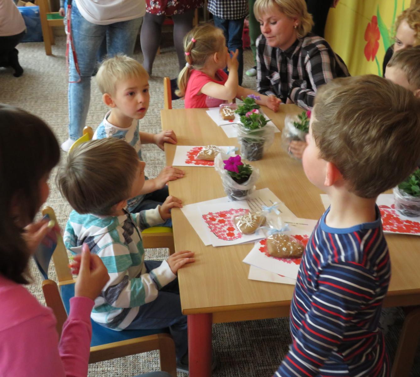 Besídka ke Dni matek - 36