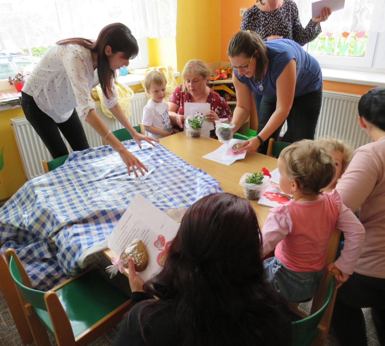 Besídka ke Dni matek - 39