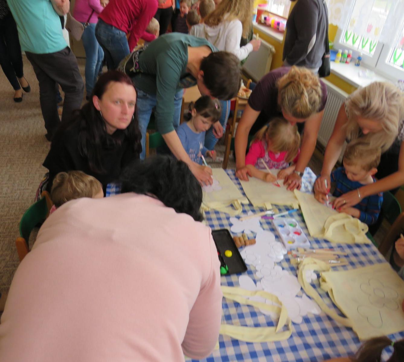 Besídka ke Dni matek - 46