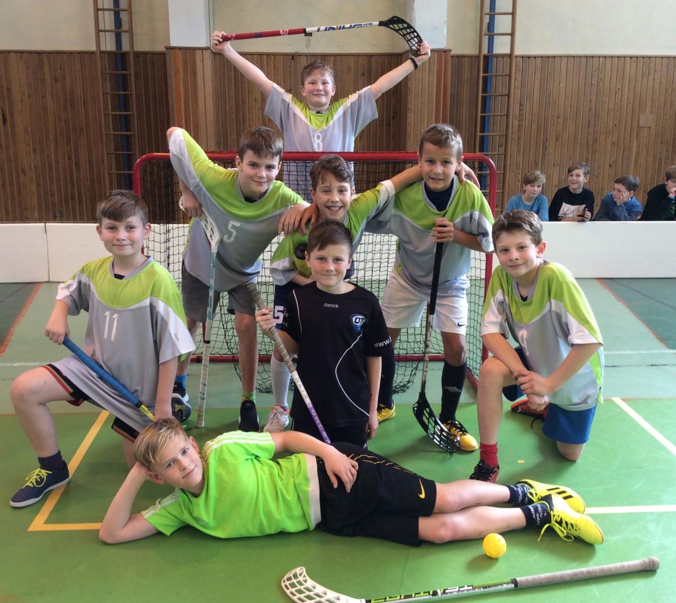 Vítězství a postup nejmladších florbalistů - 1