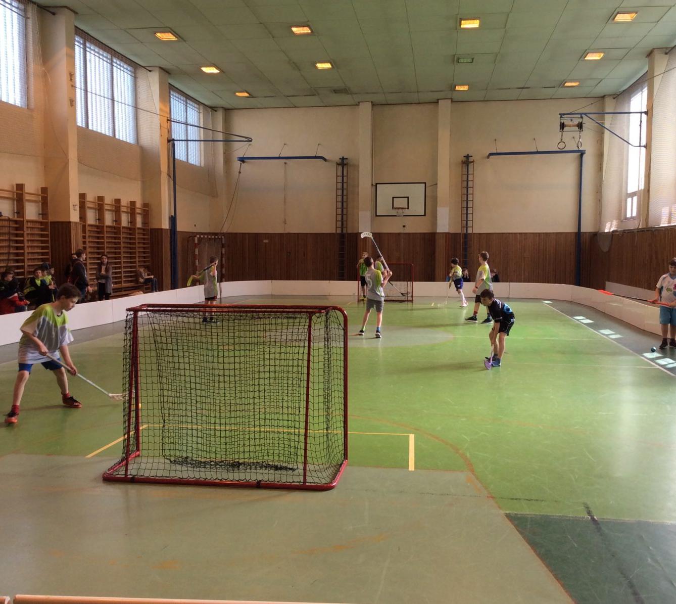 Vítězství a postup nejmladších florbalistů - 2