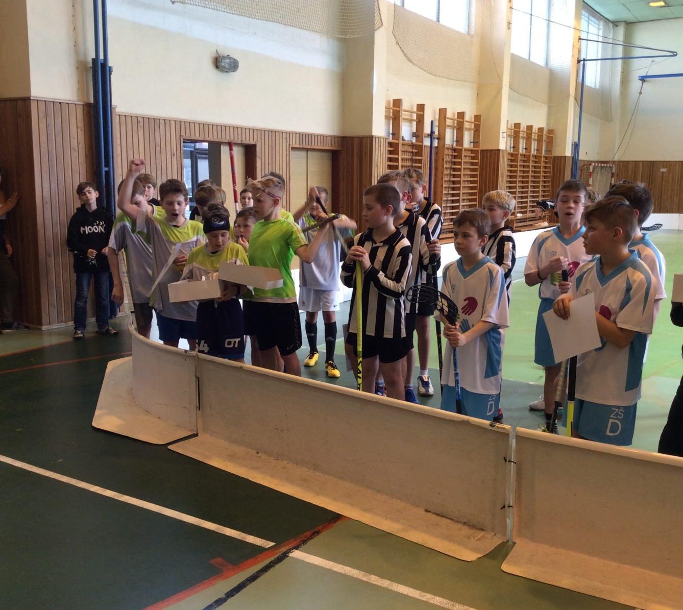 Vítězství a postup nejmladších florbalistů - 5