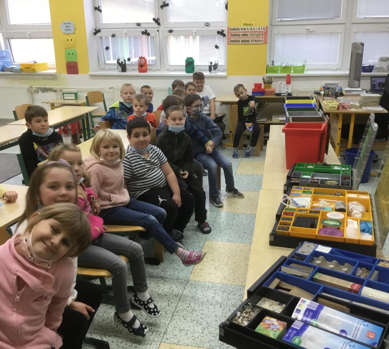 Pestrý pátek v 1. třídě - 10