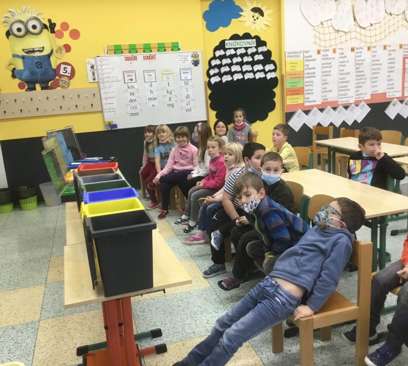 Pestrý pátek v 1. třídě - 11