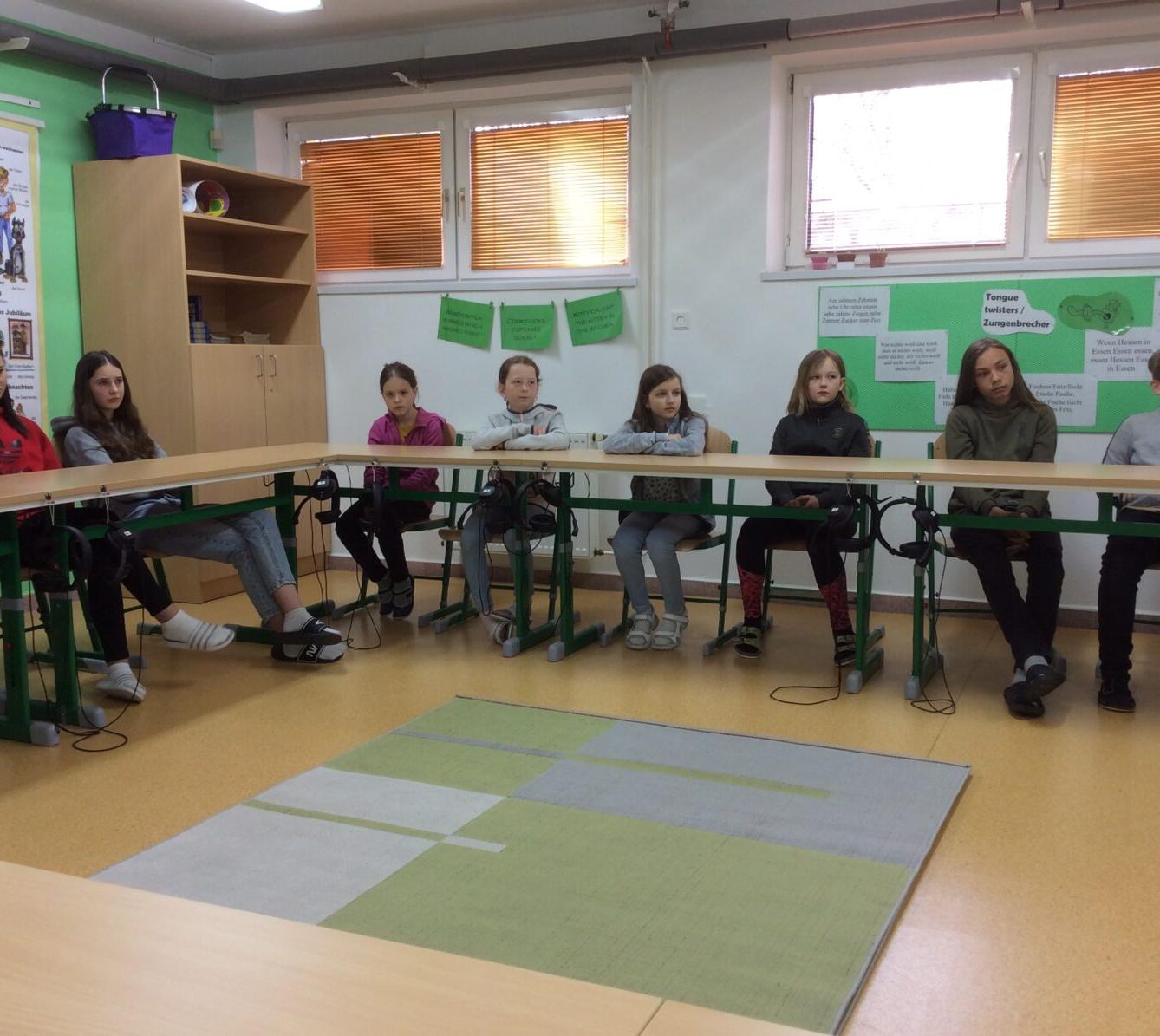 HORKÉ KŘESLO PRO PANÍ ŘEDITELKU - 4