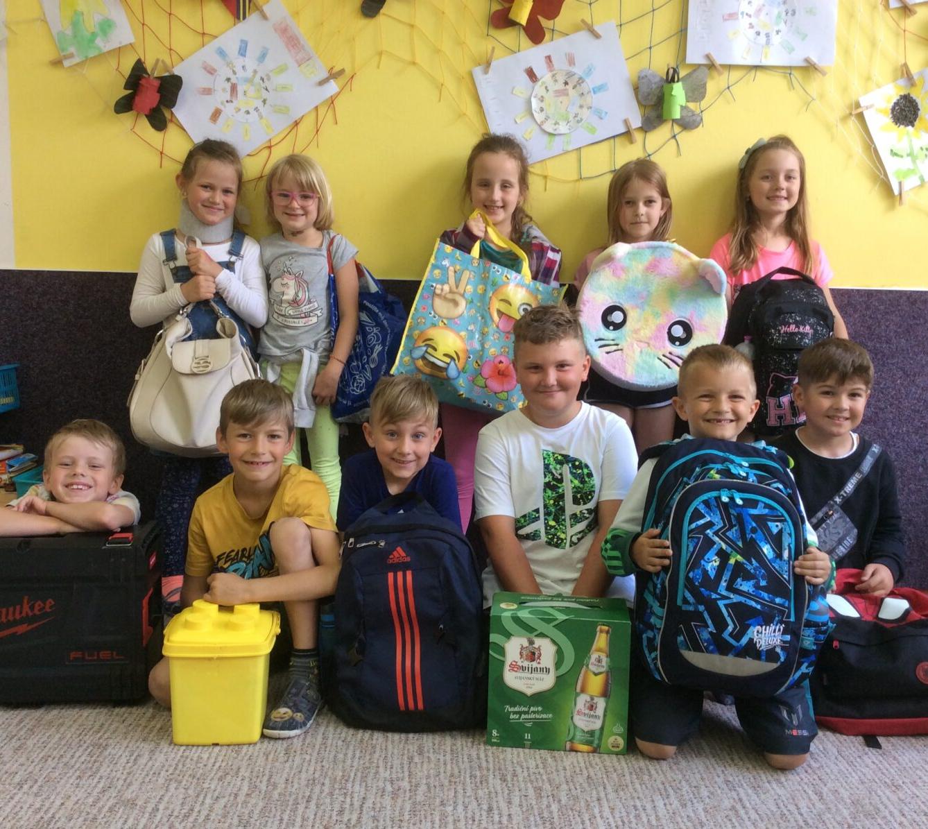 Den bez aktovek! - 13