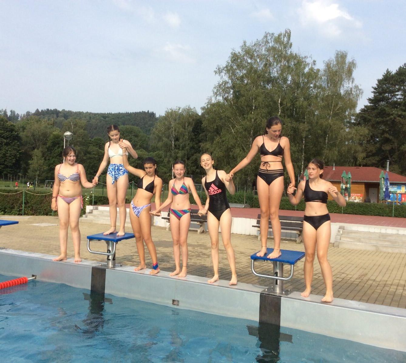 Závěr školního roku v aquaparku - 7