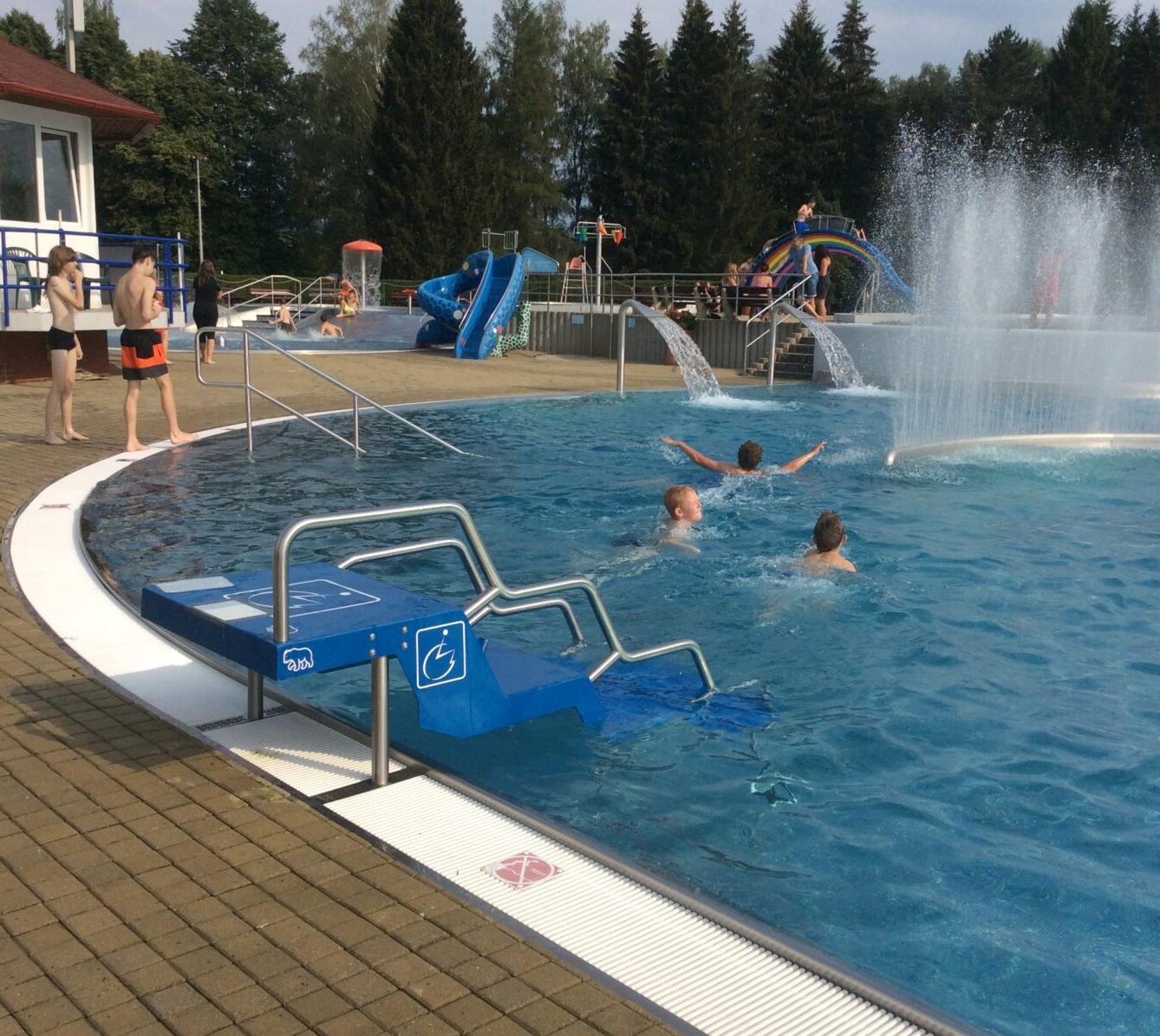 Závěr školního roku v aquaparku - 14