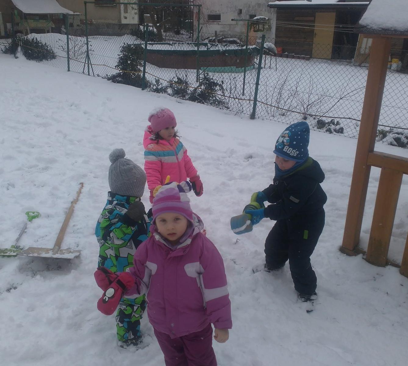 "ZIMNÍ RADOVÁNKY" - 19