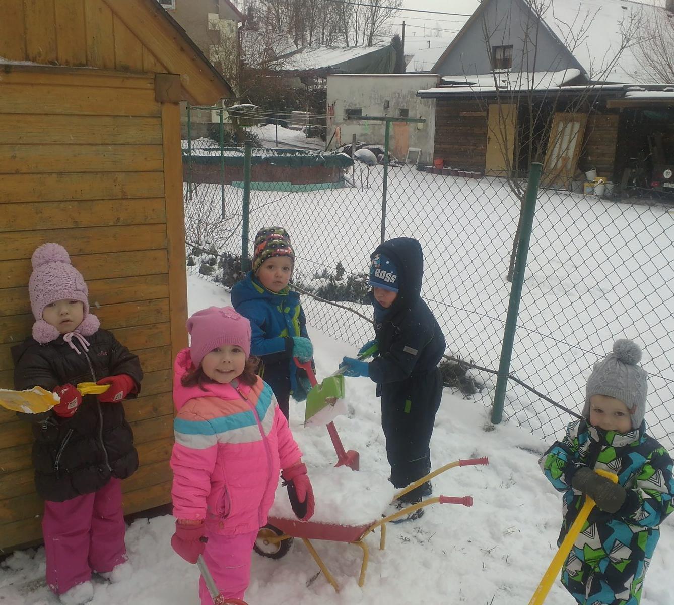 "ZIMNÍ RADOVÁNKY" - 27