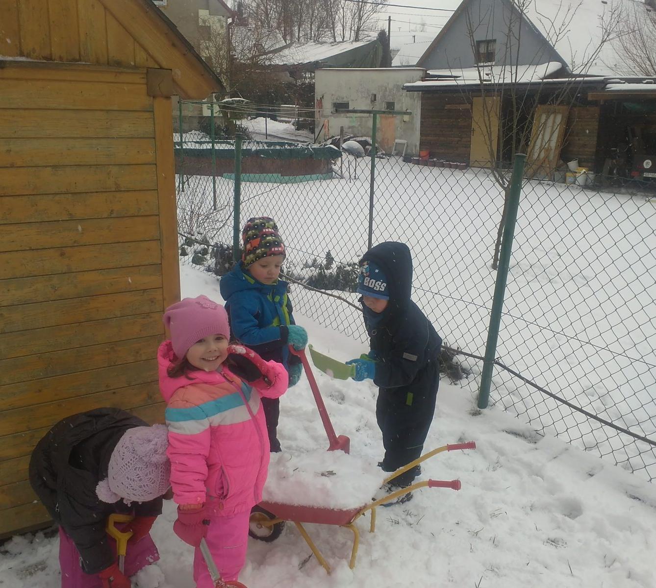 "ZIMNÍ RADOVÁNKY" - 29