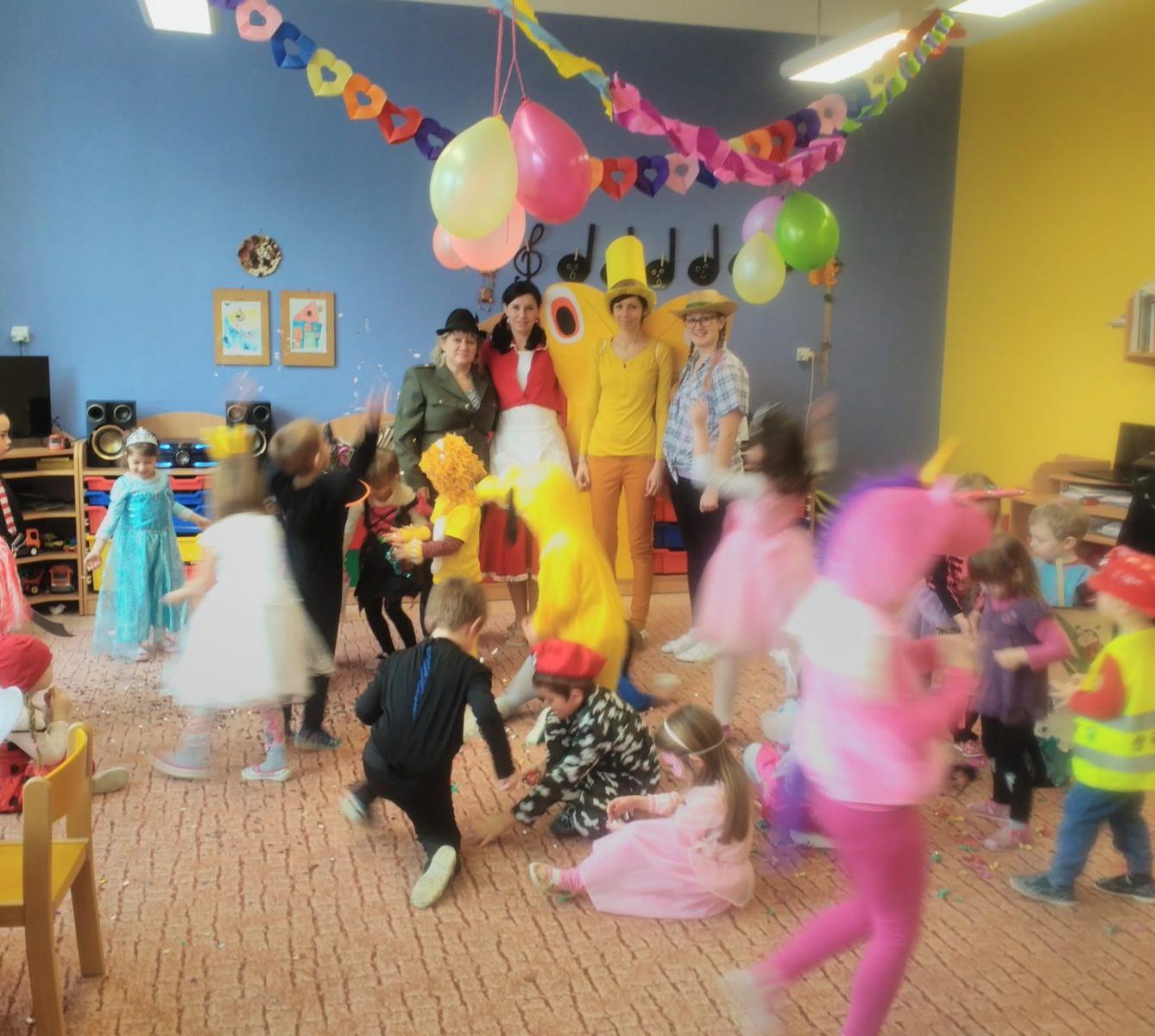 Karnevalové dopoledne v naší MŠ - 25