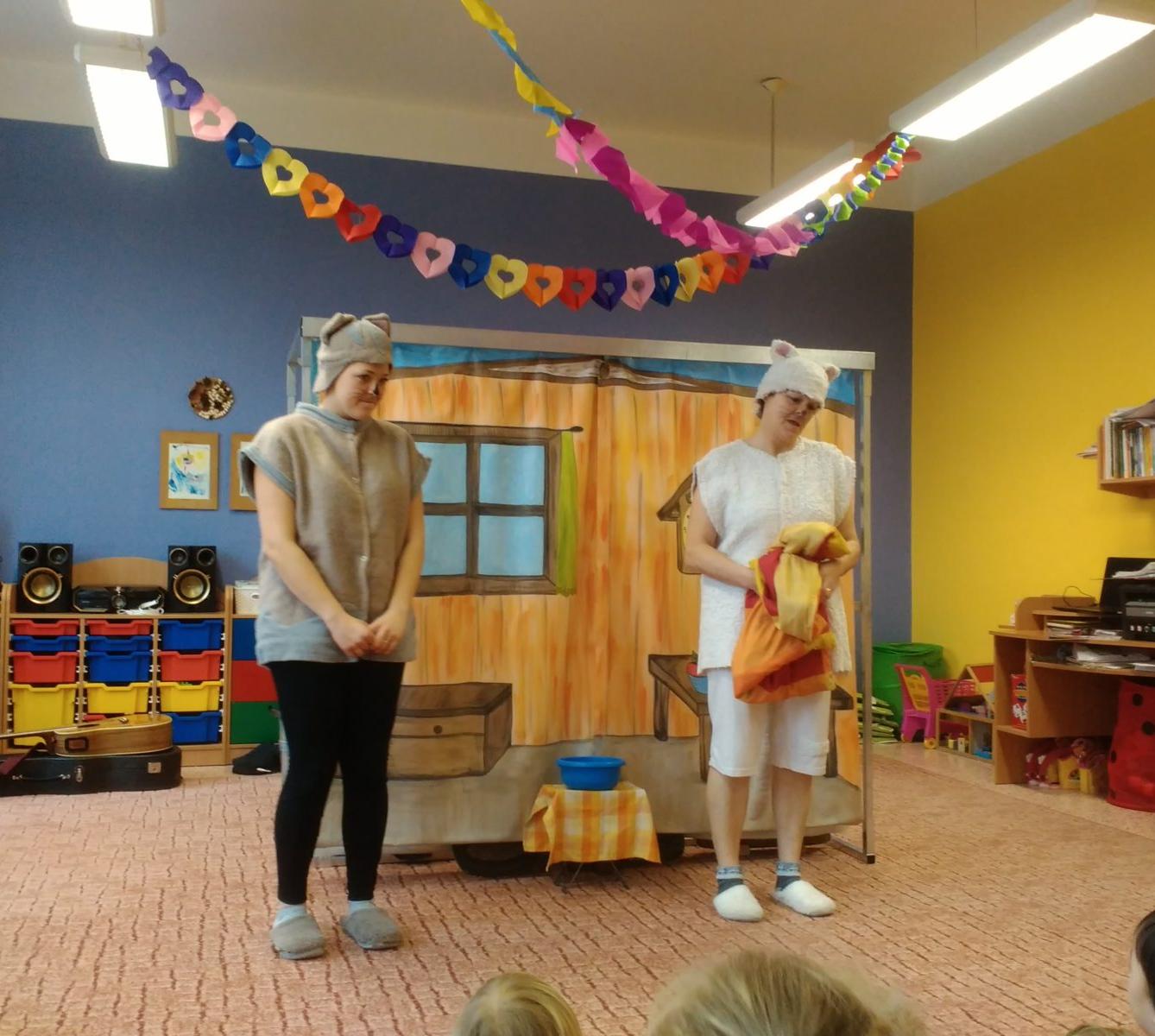 Divadýlko "KOCOUREK MOUREK" - 12