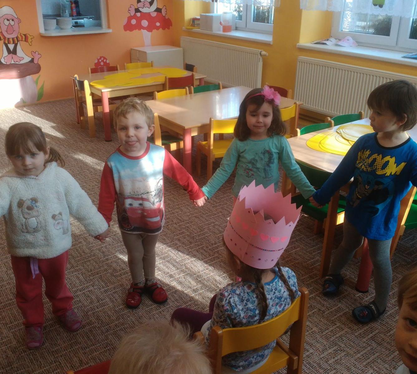 Broučci slaví: Agátka měla narozeniny - 3