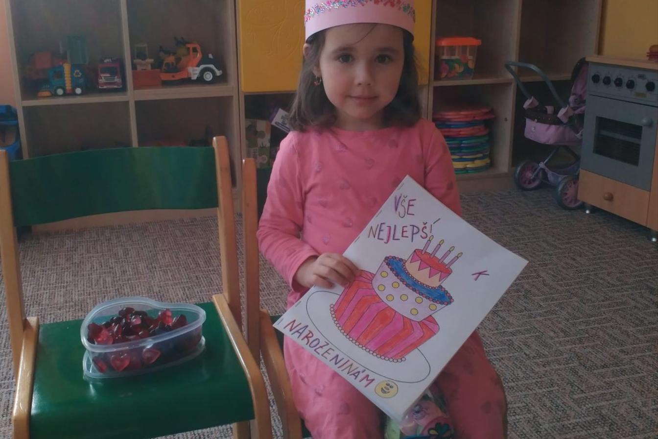 Broučci slaví: Mirunka měla narozeniny