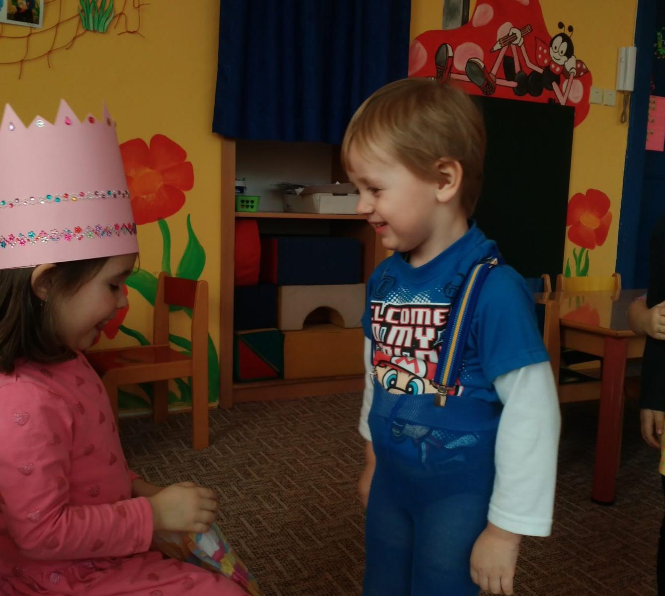 Broučci slaví: Mirunka měla narozeniny - 3