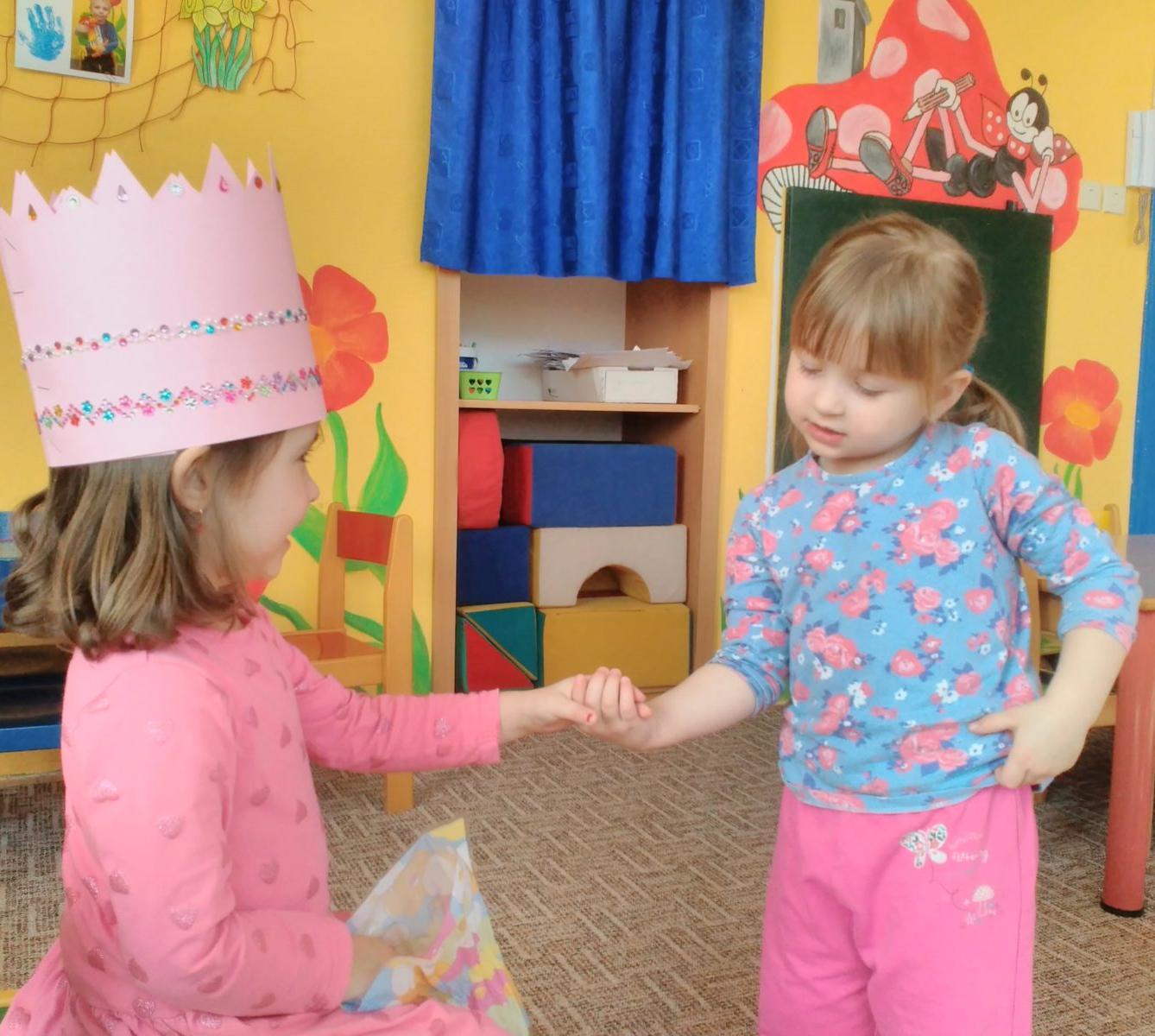 Broučci slaví: Mirunka měla narozeniny - 9