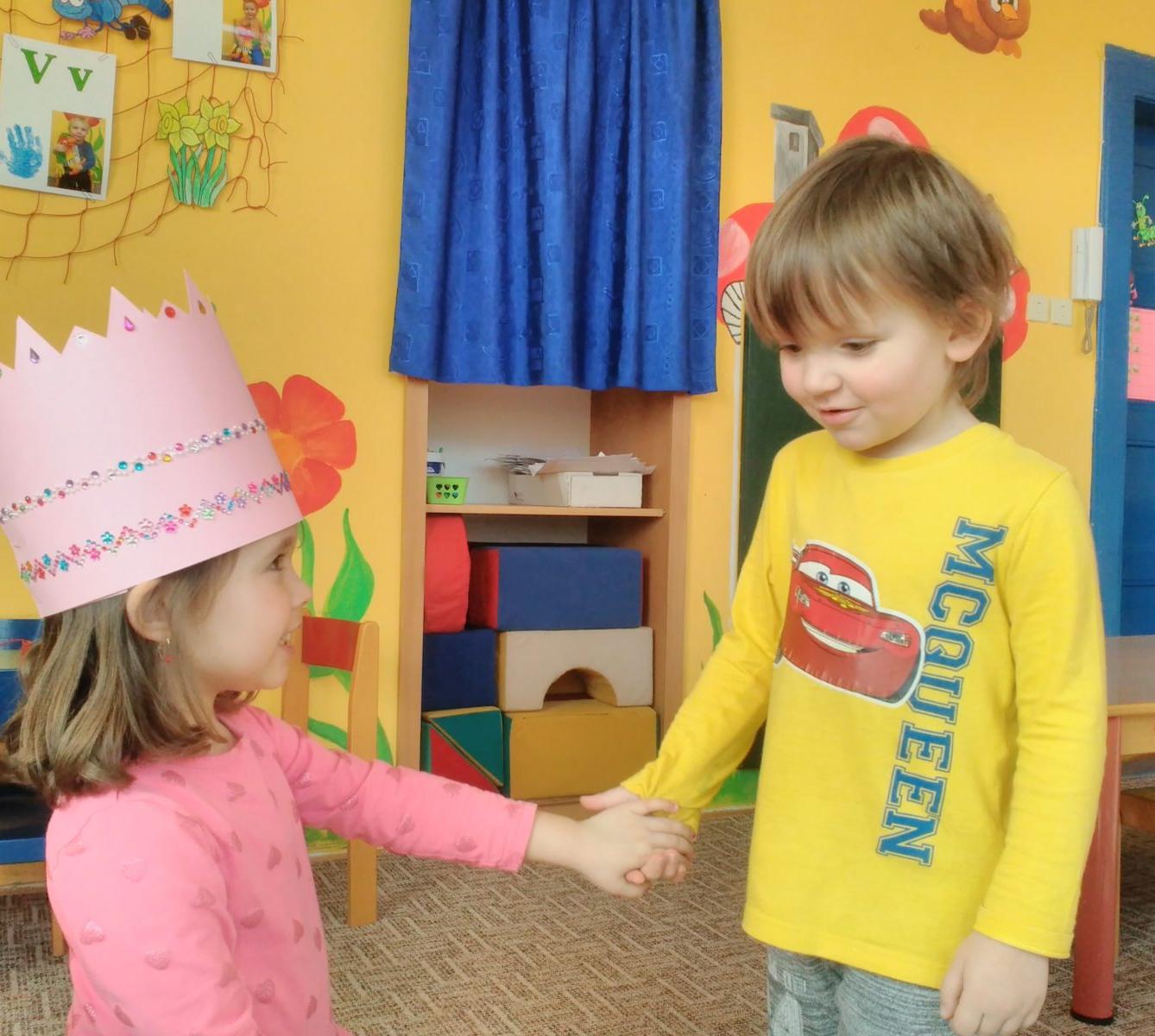 Broučci slaví: Mirunka měla narozeniny - 10