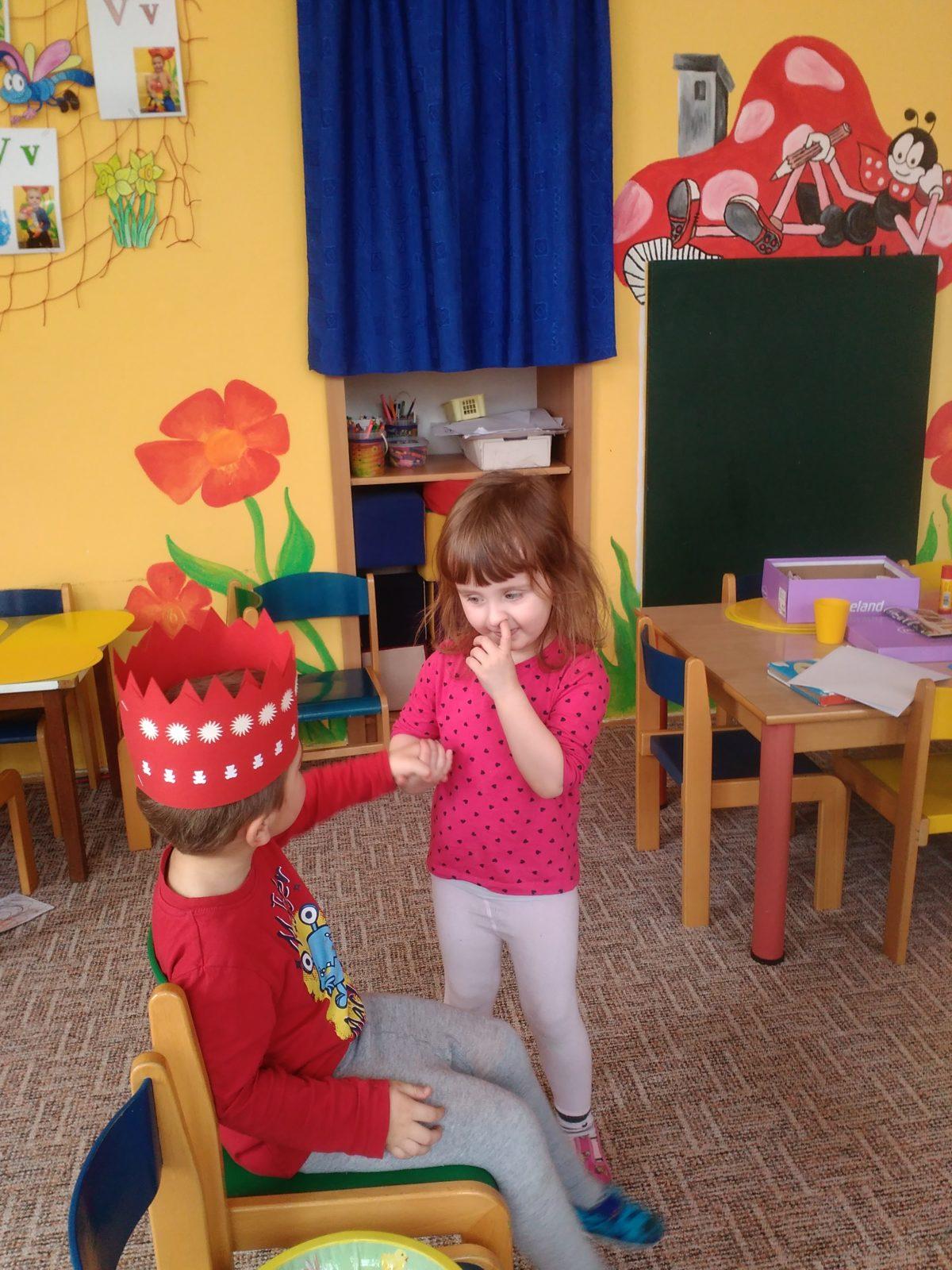 Broučci slaví: Dominiček měl narozeniny - 6