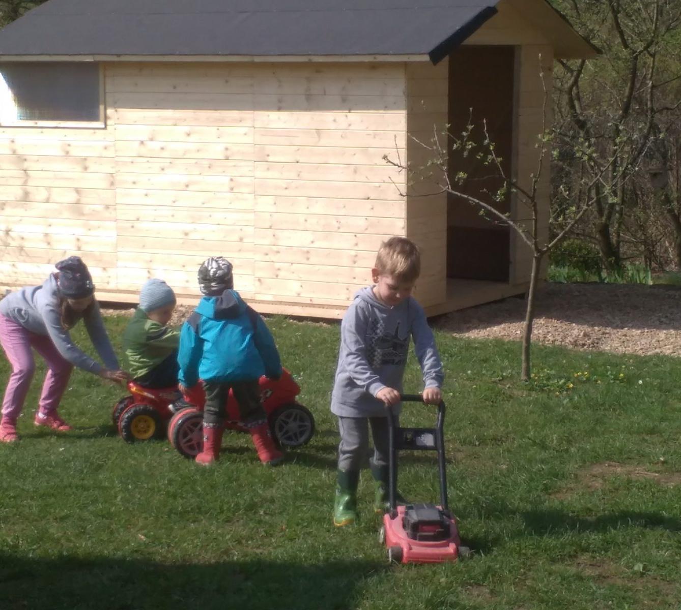 "Konečně na zahradě" - 5