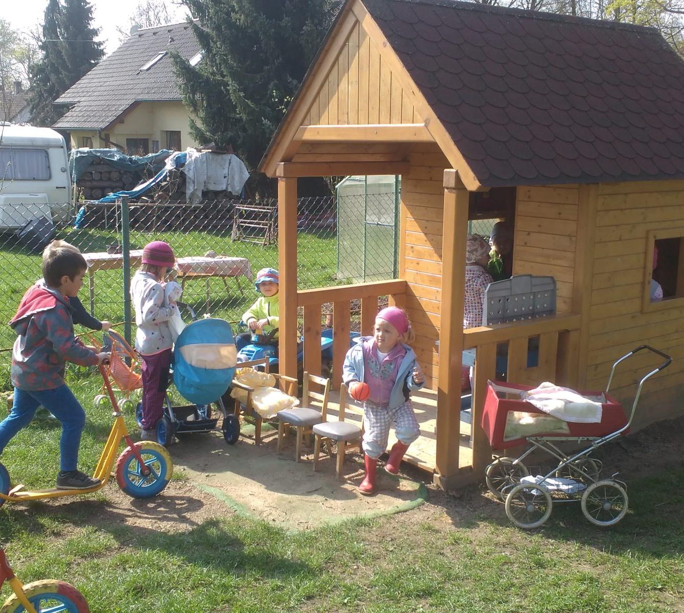 "Konečně na zahradě" - 8