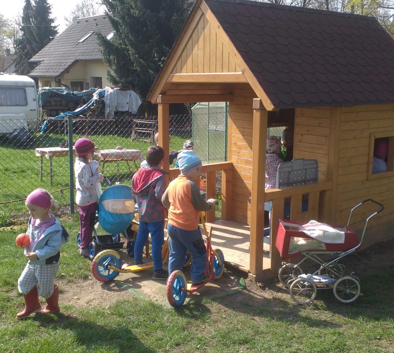 "Konečně na zahradě" - 9